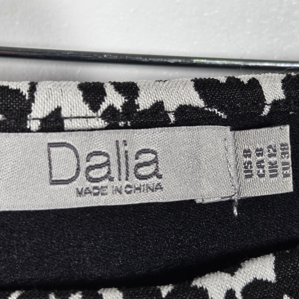 Dalia Black White Floral Printed Textured Elastic Waist Pull On Pants Size 8 - Picture 2 of 11